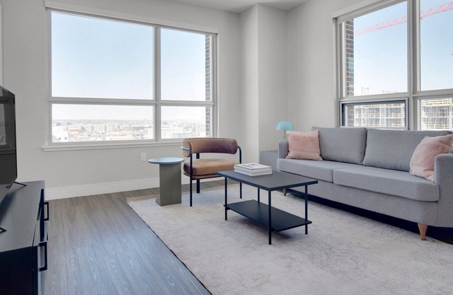 Ideal Five Points 2BR w/ Pool & Gym, walk to Union Station, by Blueground