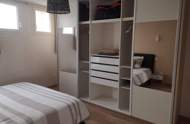 Ideal for curists, Souvenirs de Provence, charming new air-conditioned T2 apartment