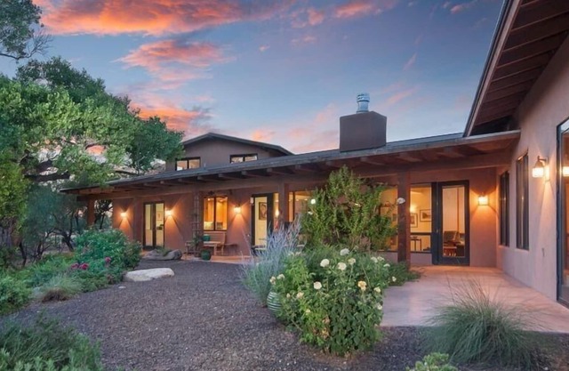 Ideal Getaway Package ~ South Of Sedona Red Rocks