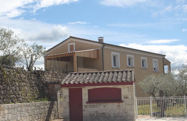 Ideally located in southern Ardèche "les Oliviers" gîte
