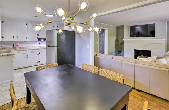 Ideally Located Johnson City Unit w/ Balcony!