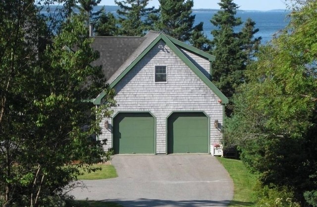 Idyllic 1 BR Beachfront Apt, Close to Bar Harbor and Acadia National Park