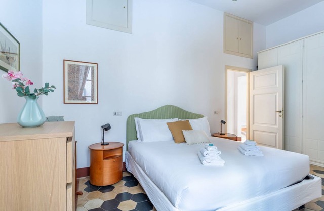 Iflat | Spacious 6 beds Apt in the Center of Rome