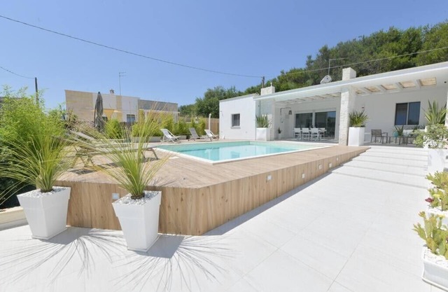 Il Marchese in Piscina