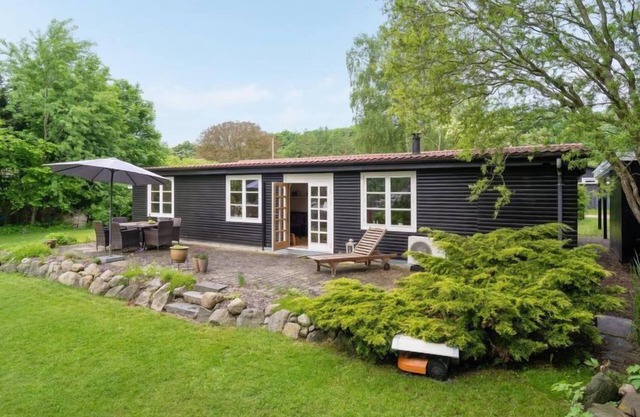 "Ilena" - 16.3km from the sea by Interhome
