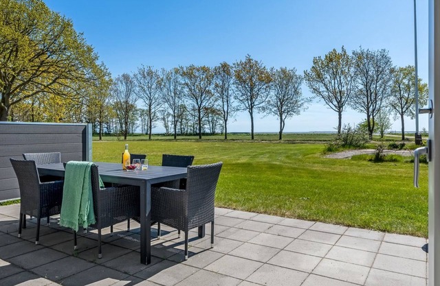 "Ilsebeth" - 400m from the sea by Interhome