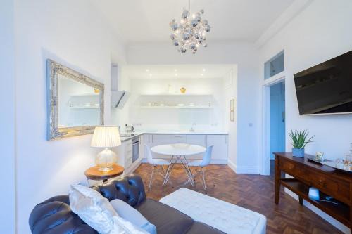 Immaculate one bedroom flat in the city centre