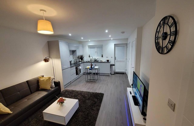 Impeccable 2-bed House in Milton Keynes