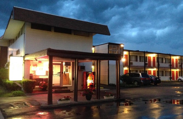 Imperial Motel