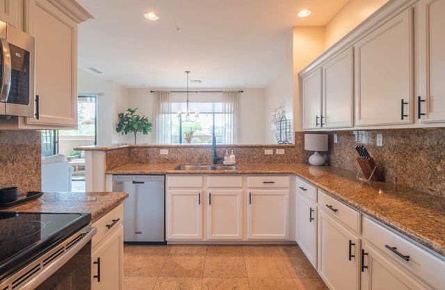 Impressive 2 Bedroom Gated Community Condo-Grayhawk, North Scottsdale