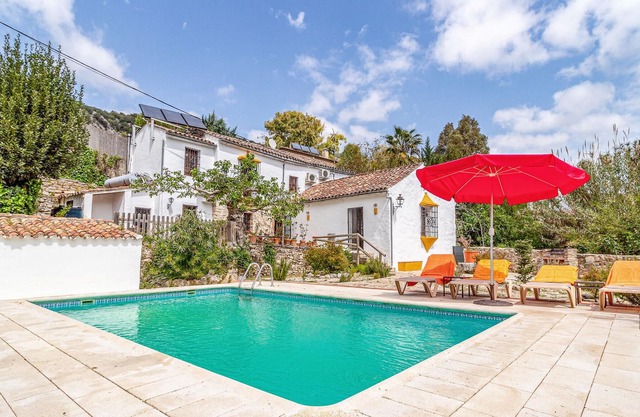 In beautiful green countryside awaits you this charming vacation home with private pool.