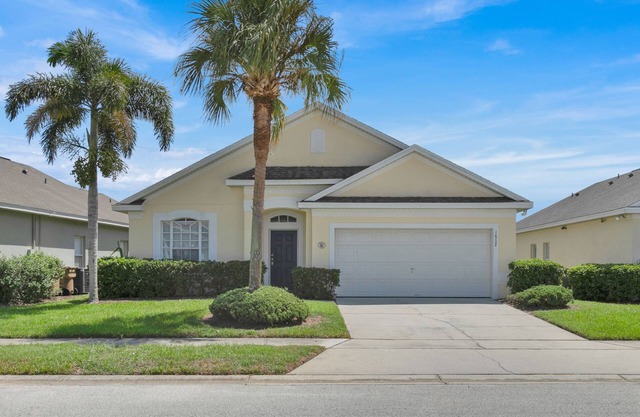 In Orlando area, large Family Friendly Home - Close to Disney