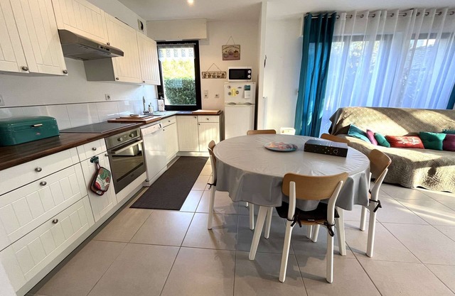 In the heart of Bénodet, apartment with terrace 400 m from the beach
