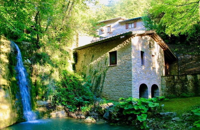 In the heart of Umbria , Assisi : Independent Holiday Home