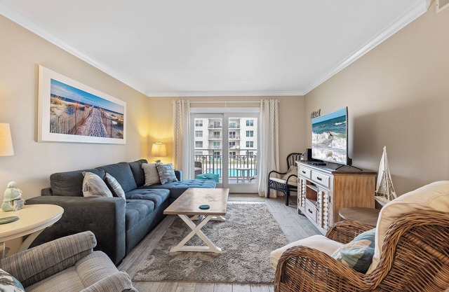 ☀️Incredible Beach Views-Pool-Sea Coast Gardens III 209☀️