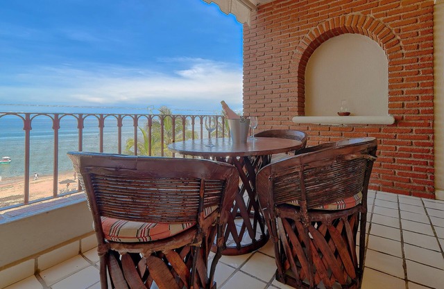 Incredible Casa de Carole