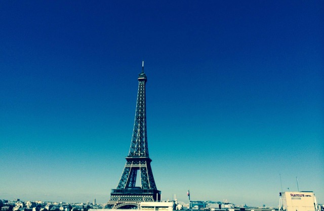 Incredible Eiffel and Paris Monuments Views from a secure luxury apartment