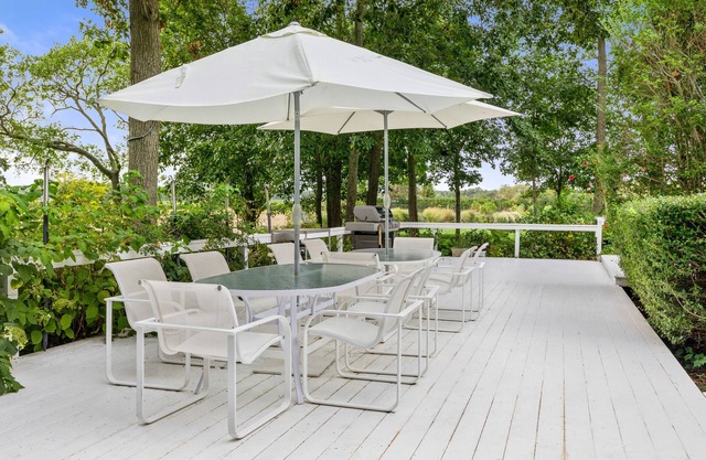 Incredible Location, Family and Dog Friendly , minutes to flying point