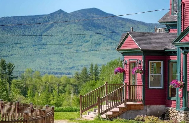 Incredible White Mountains 7 Bedroom 7 Bath Historical Home!