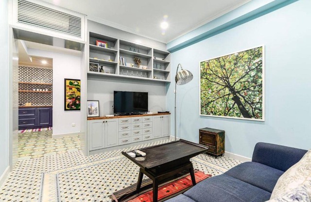 Indochine style apt 2BR Central. Pickup airport low cost
