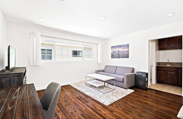 ING4A -Welcoming Studio apartment with WiFi in vibrant Los Angeles