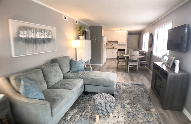 Inlet Point Villas 🔆2BD 2BA🔆Gated🔆Pool🔆 Updated🔆Cherry Grove-North Myrtle