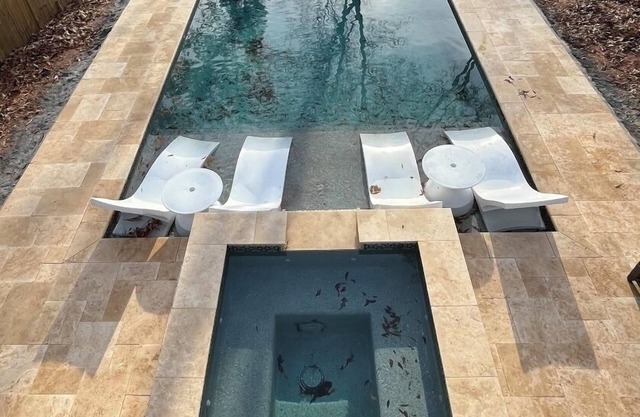 Inman Park 6 bedroom pool & jacuzzi walk to beltline restaurants bars and parks