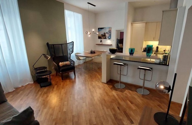 Inner City by Interhome