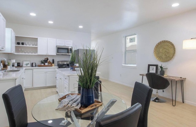Inviting 3-Bedroom Getaway - Minutes from NOLA Flavor