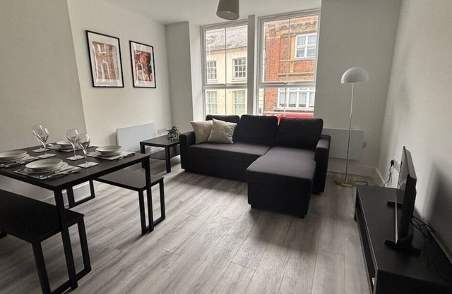 Inviting 2 Bed Apartment - Wi-Fi
