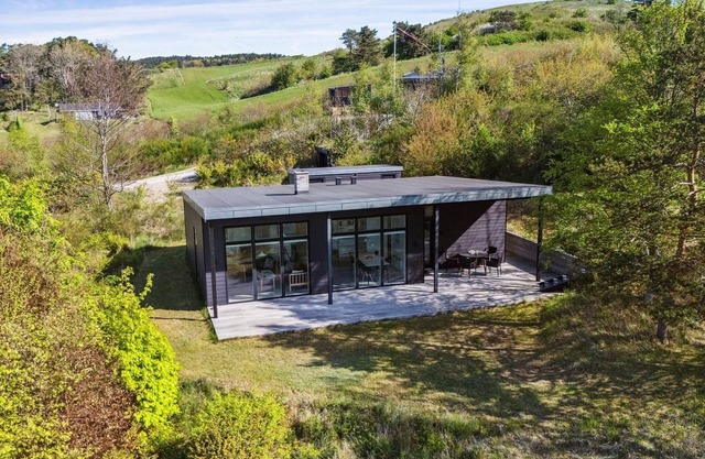 "Irek" - 500m from the sea by Interhome