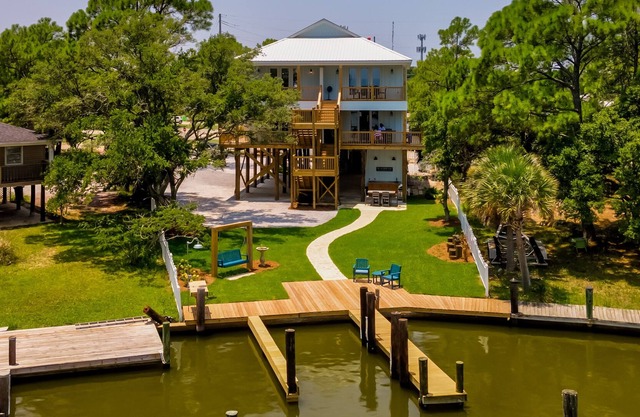 Island Soul Waterlemon Cay Villa - Unit 1 - 500 Lemoyne 1 Bedroom Condo by RedAwning