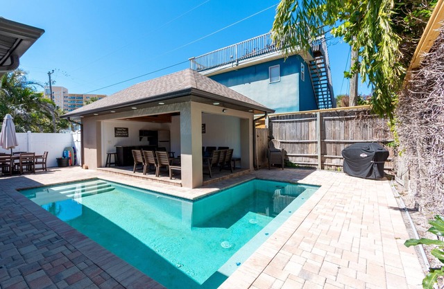 Island Time - Beach Pool Home