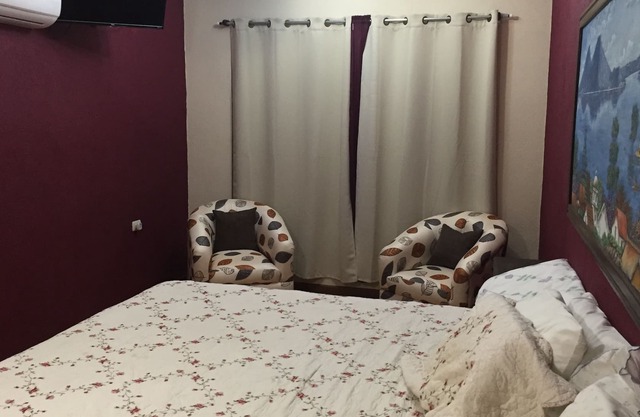 It is a beautiful place includes hot water cable tv WiFi smart tv in each room