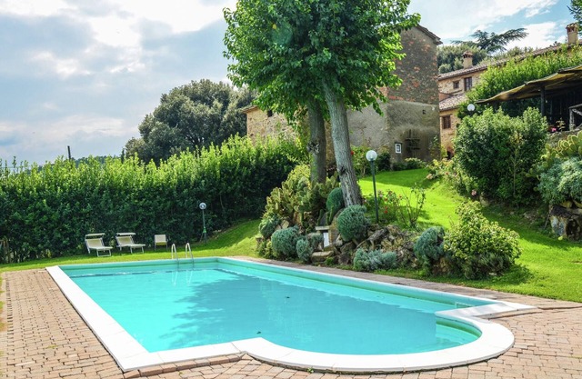 Peaceful Countryside Getaway