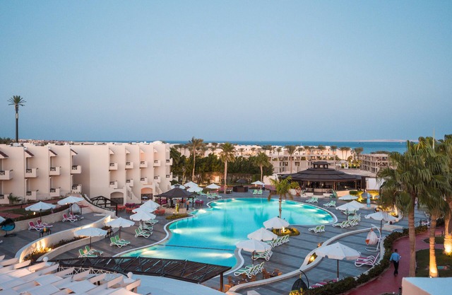 Ivy Cyrene Sharm Resort Adults Friends Plus 13