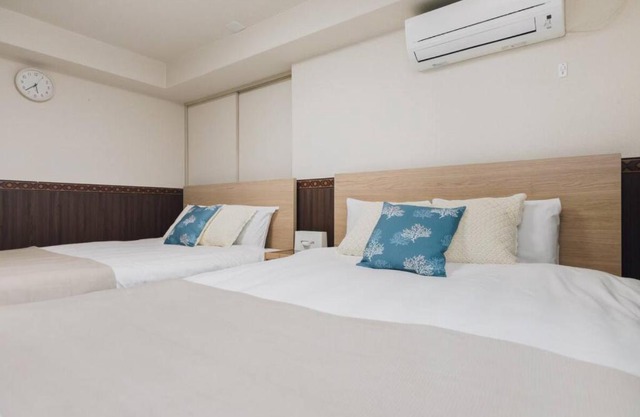 J Apartment Hotel
