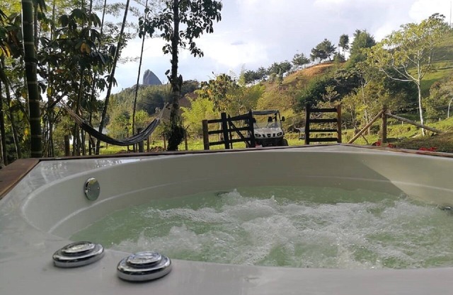 Jacuzzi cottage