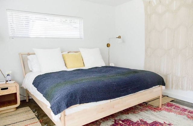 Jasmine, a Boutique Modern Home w/Swimming Pool