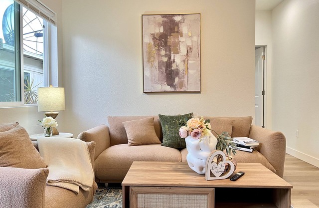 Jie’s Choice - Brand new spacious home for family