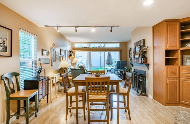 JL 615: Quiet close to pool and beach, free Wi-Fi!