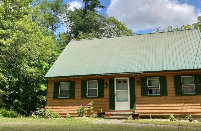John's Mountain Hideaway