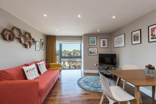 JOIVY Smart flat in Richmond near Tube Station