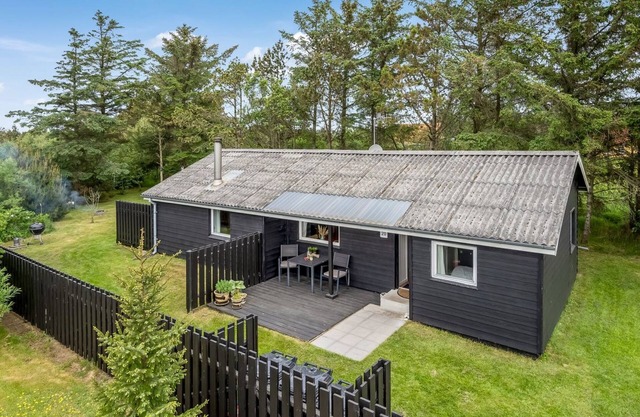"Jukka" - 2km from the sea by Interhome