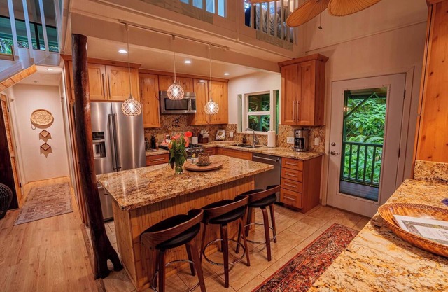 Jungle Retreat in Kona Cloud Forest Sanctuary, An unforgettable Cloud Forest Sanctuary retreat exper
