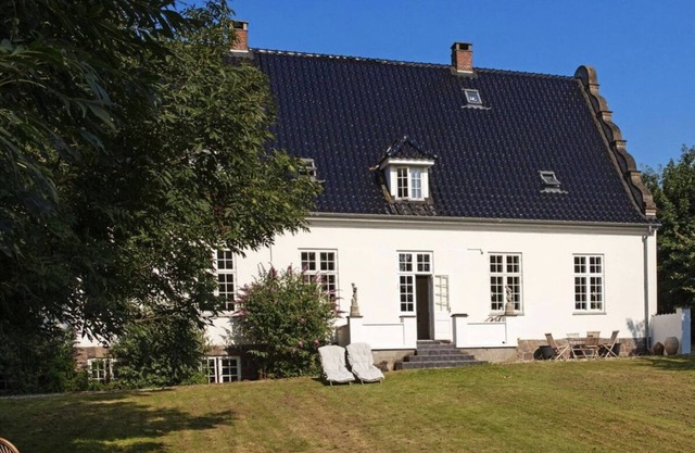 Jungshovedgaard Bed & Breakfast