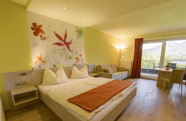 Junior Suite mit Seeblick Typ A1 - Seepark Drobollach