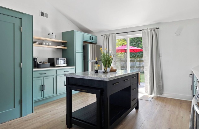 Juniper Presents: The Calista, A Newly Renovated Retreat near Beaches