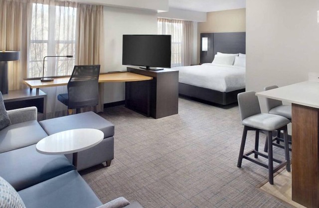 Just a quick drive to downtown Raleigh and Durham! With FREE Breakfast, Pool
