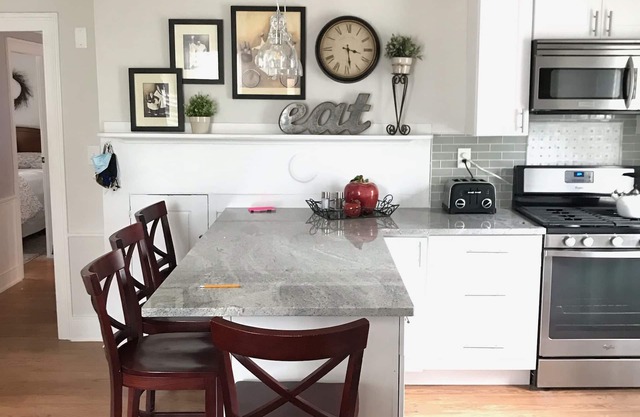 Just Renovated-Spacious 3 Bedroom-Downtown Plymouth-Private-Parking-Yard & MORE